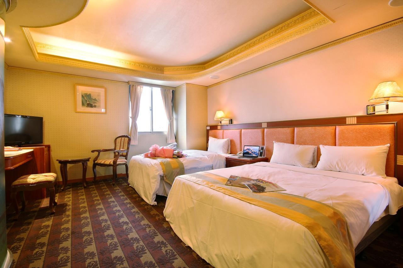 Wang Fu Hotel Мяоли Экстерьер фото